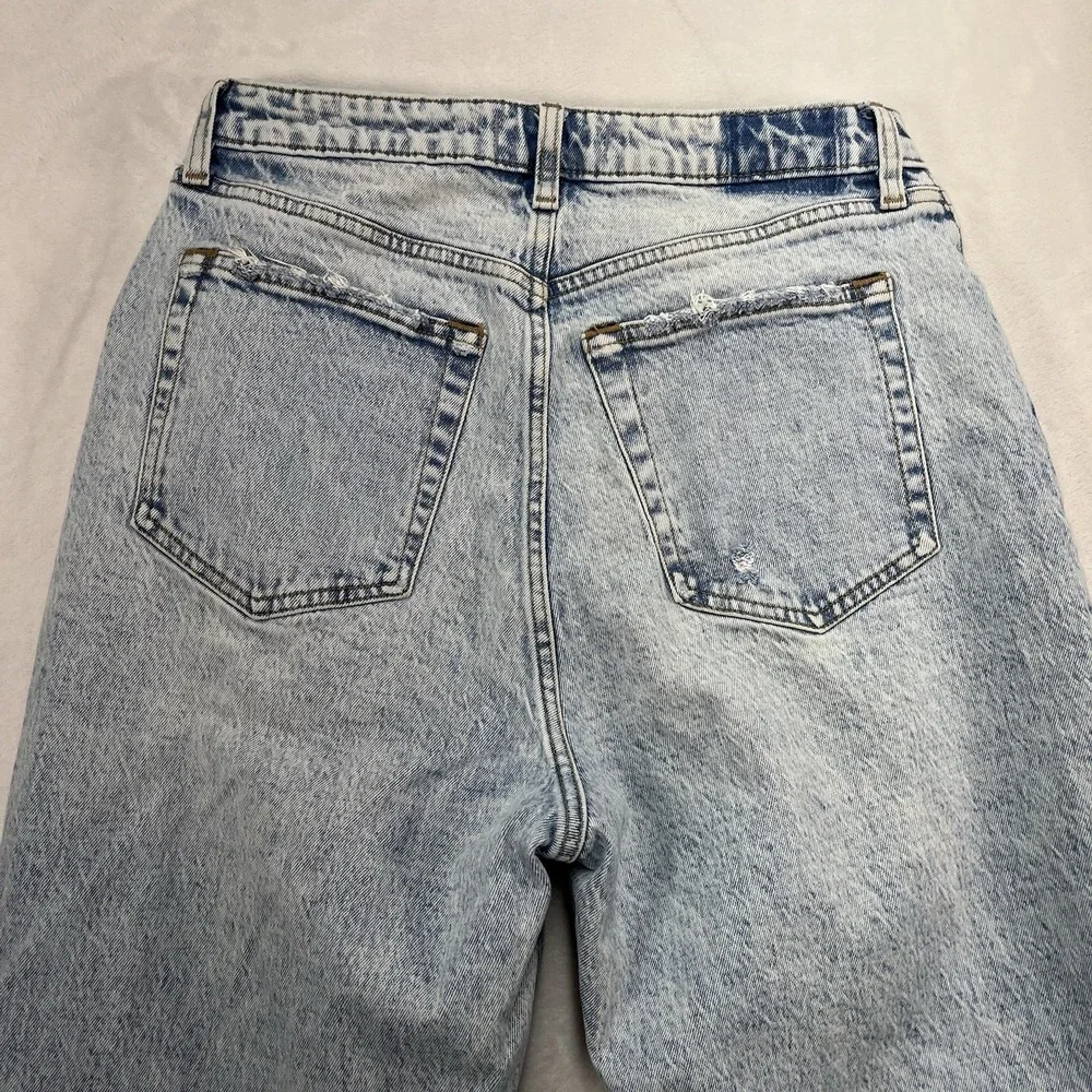 Abercrombie & Fitch Curve Love Dad High Rise Jeans Womens 30 Light Wash Distress